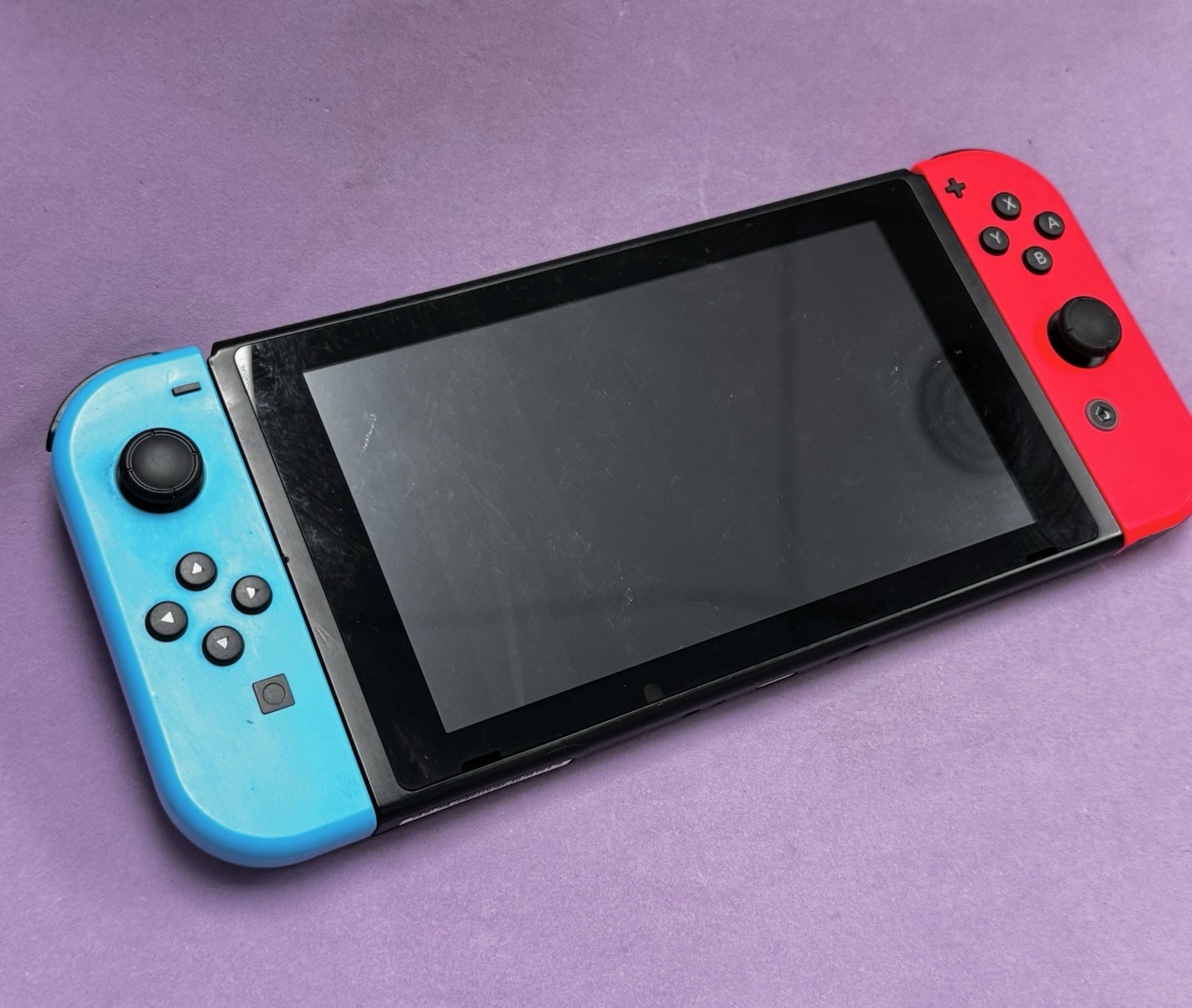 *AS/IS WORKING* Nintendo Switch HAC-001 Console w/Joy-Cons
