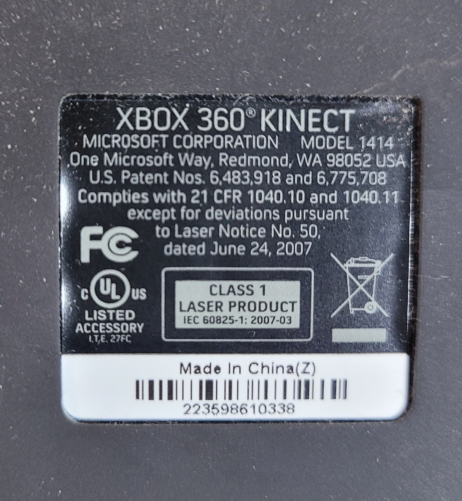Xbox 360 Kinect Sensor Bundle + 3 Games + Top Shot Elite Wireless Gun Controller
