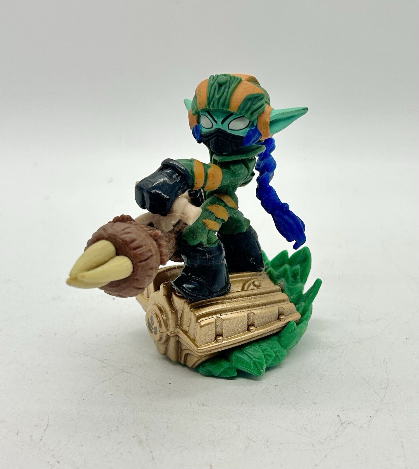 Skylanders Lot Of 11 Figures – Head Rush, Snap Shot, Spitfire, Prism Break, Trap