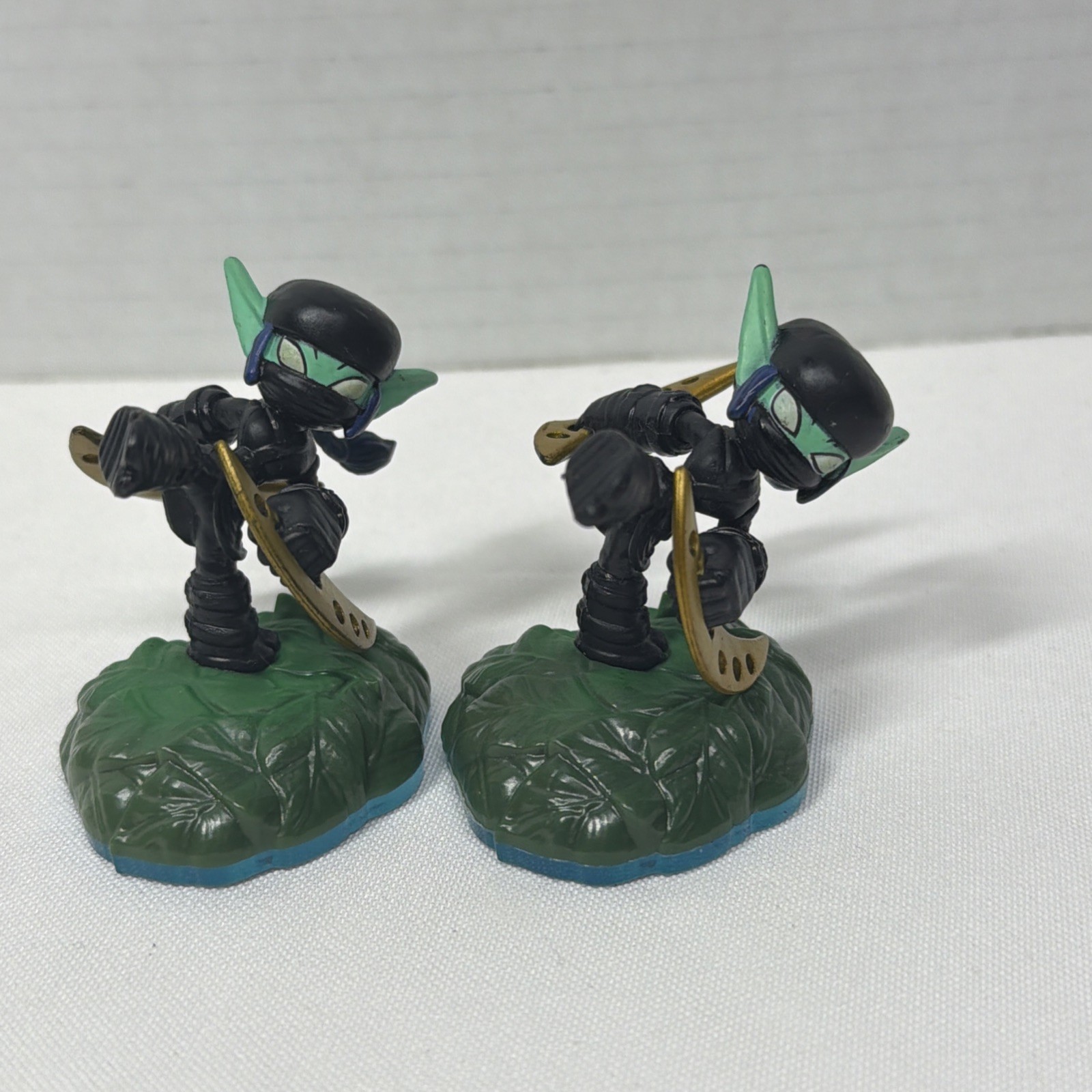 Skylanders SWAP Force Lot of 7 – Legendary LightCore Grim Creeper, Kickoff &