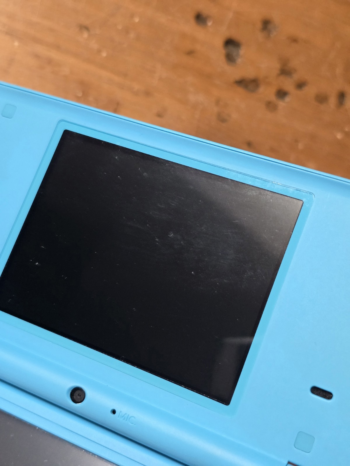 Nintendo DSi TWL.001 Teal Blue Video Game Handheld System W/Charger WORKING