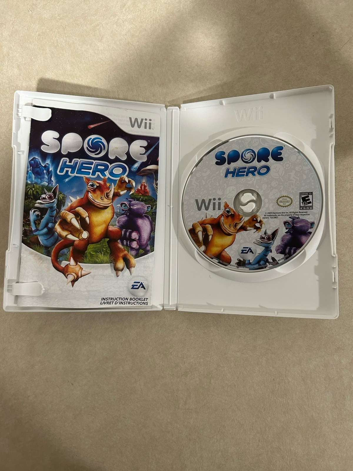 Spore Hero (Nintendo Wii, 2009) Complete with Manual and Tested Working
