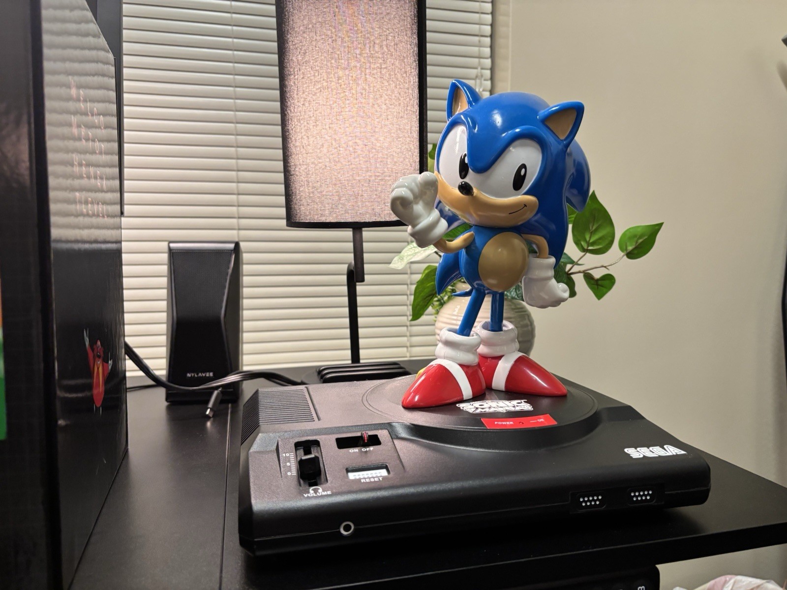 Sonic Mania Collector’s Edition + Sonic Mania Plus Bundle (Nintendo Switch)