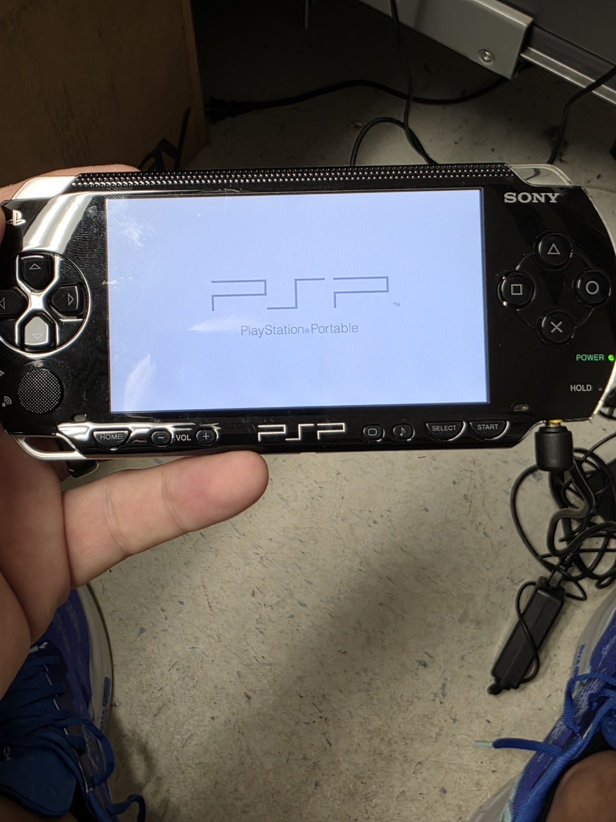 Sony PlayStation PSP 1001- Black W/Star Wars Lethal Alliance & Charger Tested