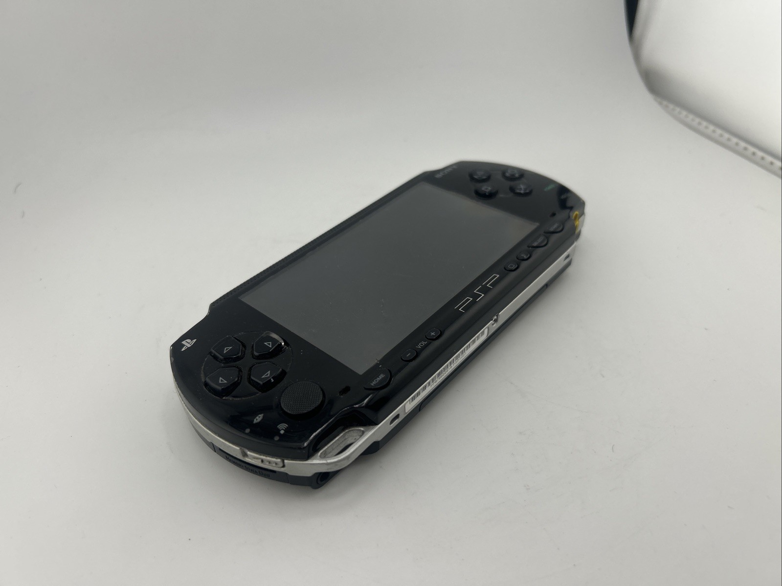 Sony PSP Console PSP-1000 Black For Parts Only W 8G Memory Stick & Battery