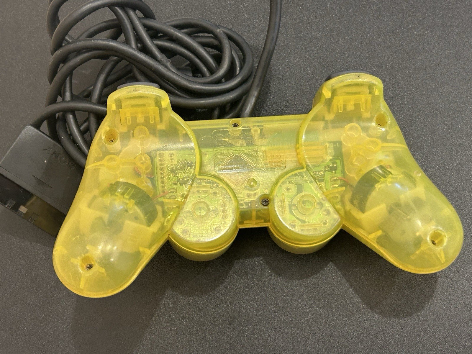 SONY PlayStation PS2 Official DualShock2 Lemon Yellow SCPH-10010 Controller RARE