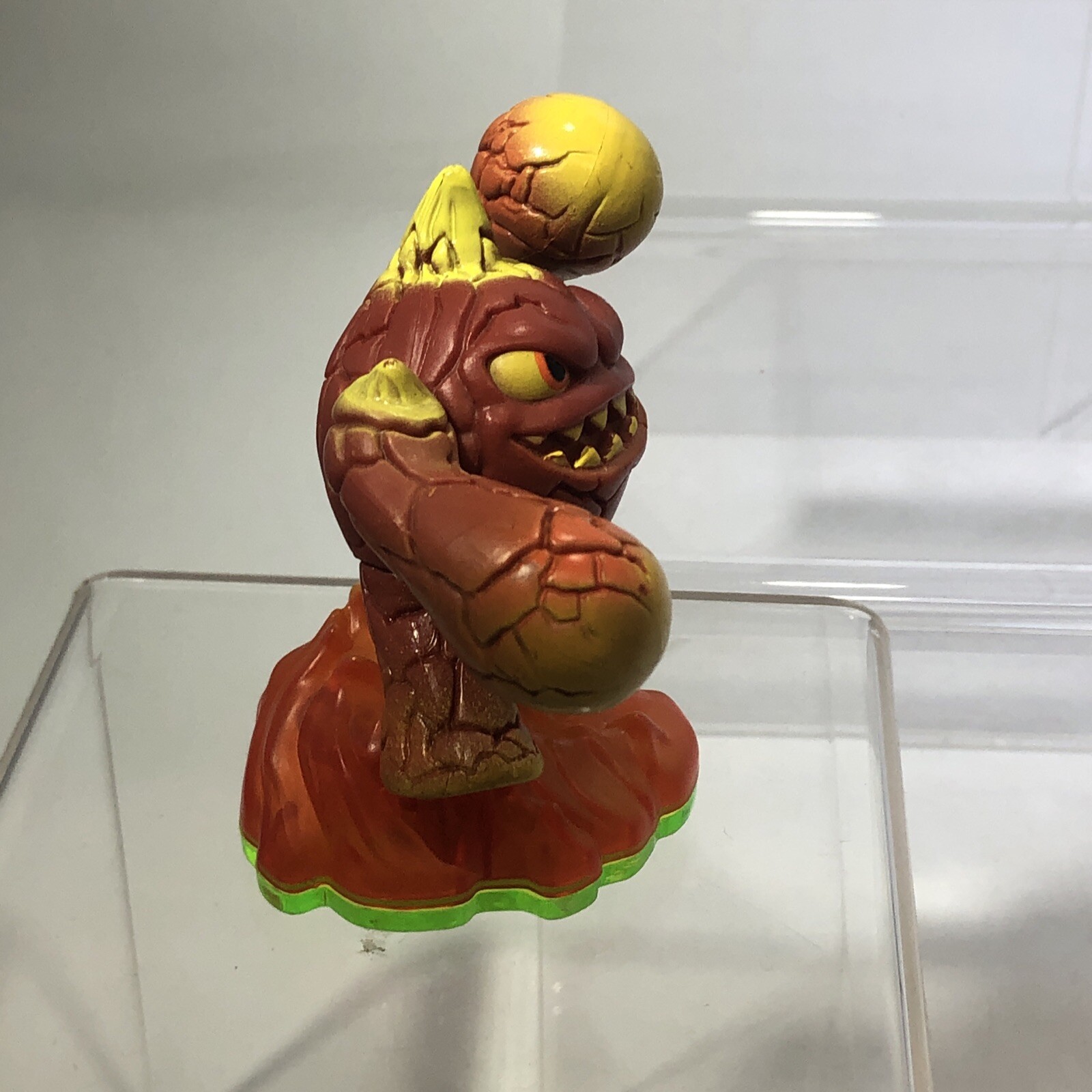 Lot of 6 Skylanders Figures Eruptor, Stealth Elf, Cynder, Gill Grunt, & More