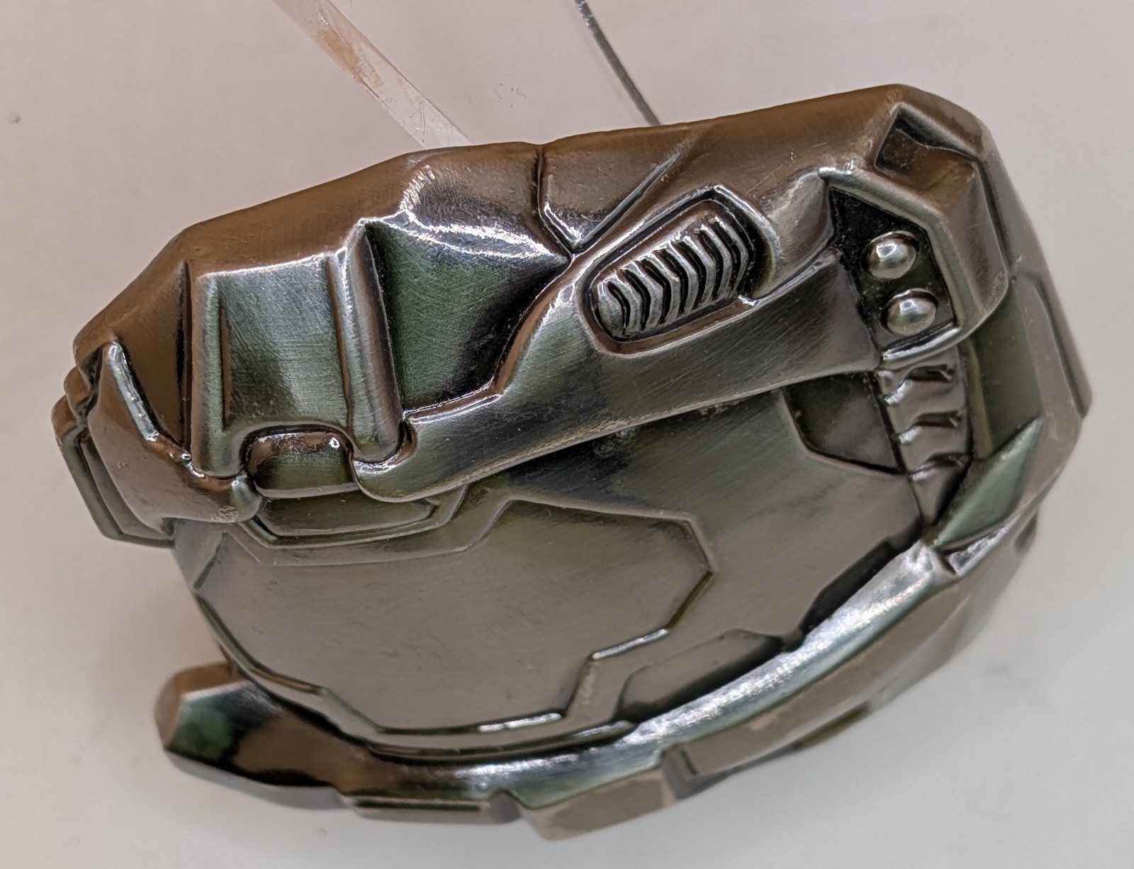 Microsoft Xbox Halo 3 Master Chief Helmet Belt Buckle Silver Tone 2009