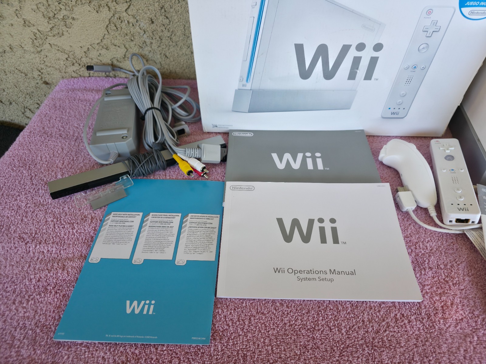 Nintendo Wii White Console With Original Box Complete Set GameCube Compatibility