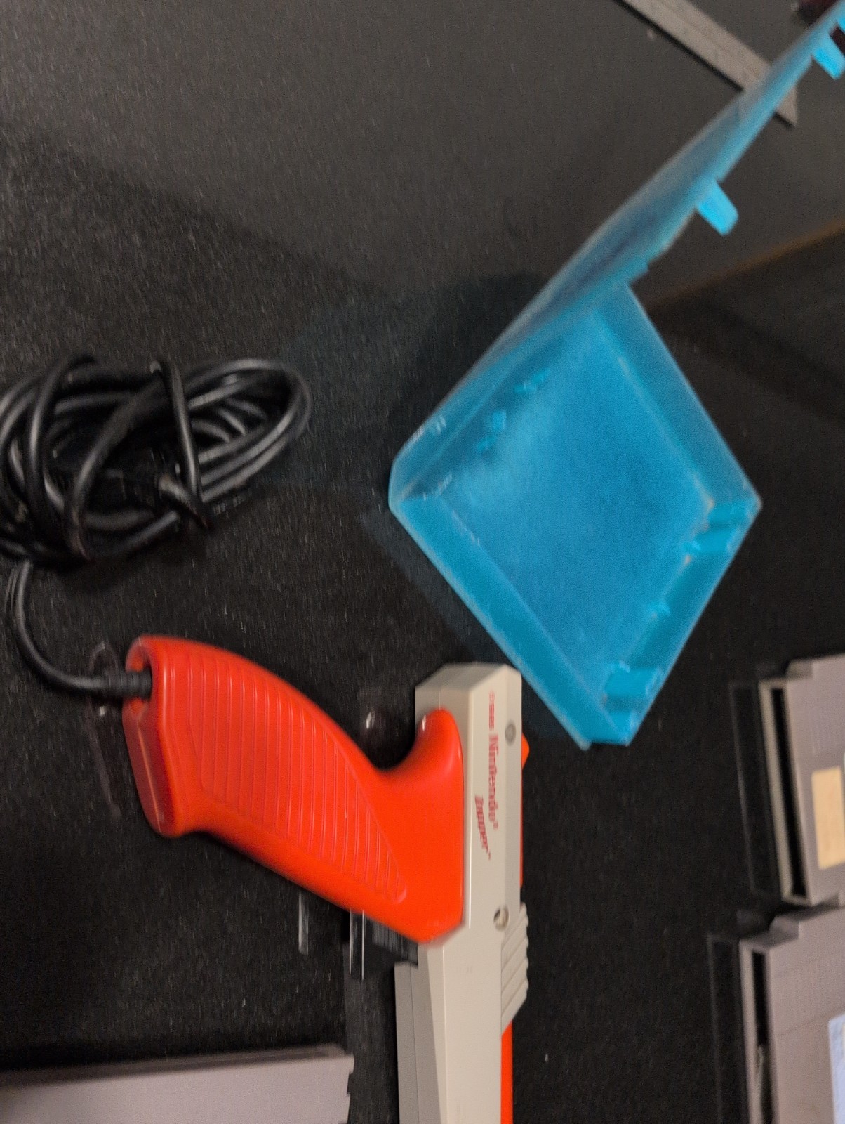 Super Mario Bros / Duck Hunt NES with Nintendo Zapper Light Gun OEM