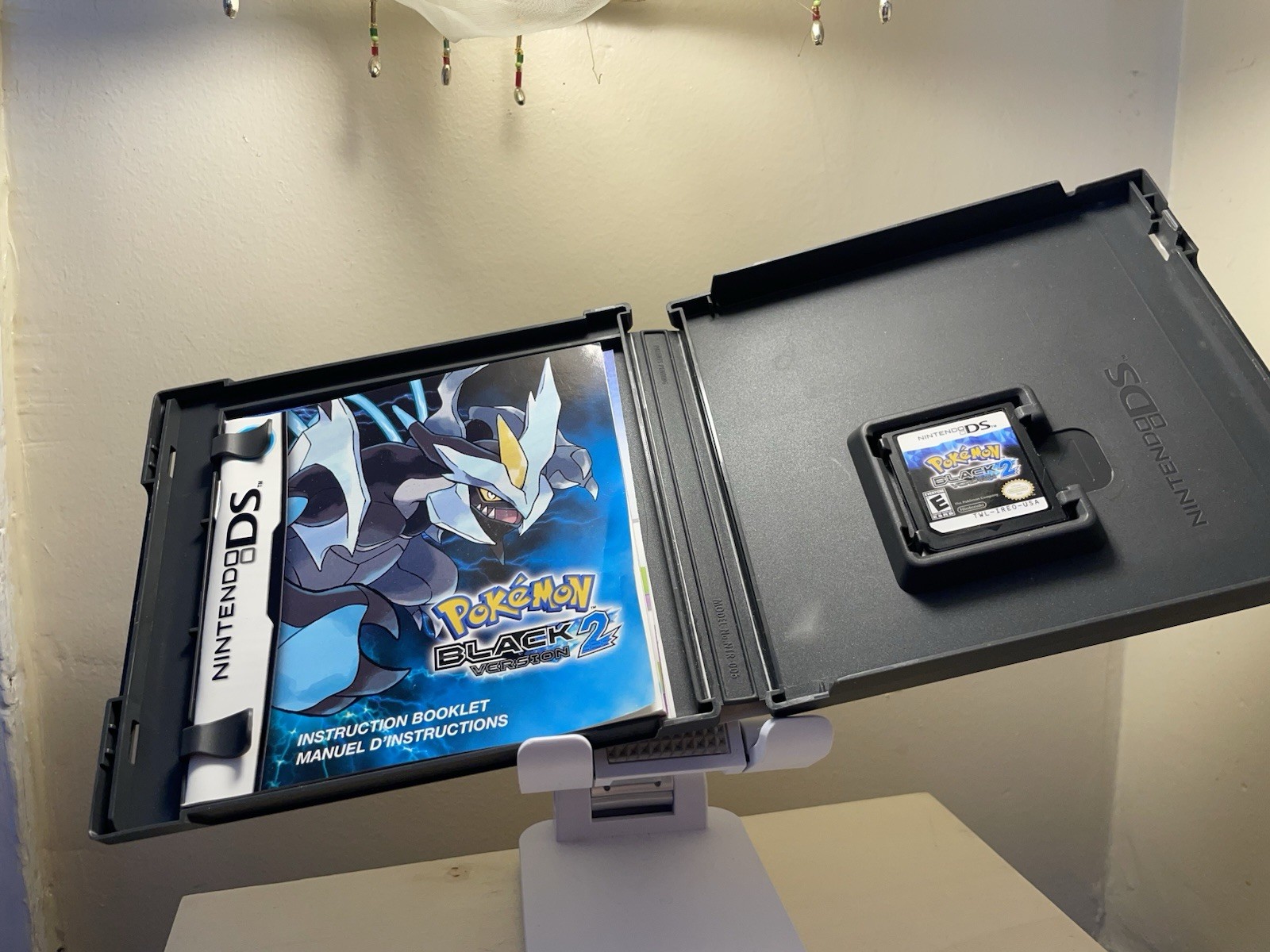 Pokémon Black Version 2 (Nintendo DS, 2012)