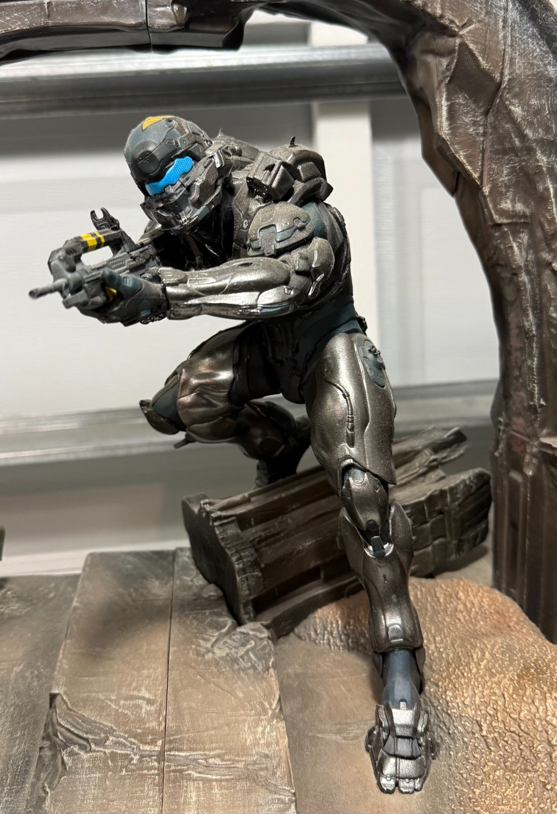 Halo 5 Guardians Limited Collector’s Edition (Microsoft Xbox One) Statue Only