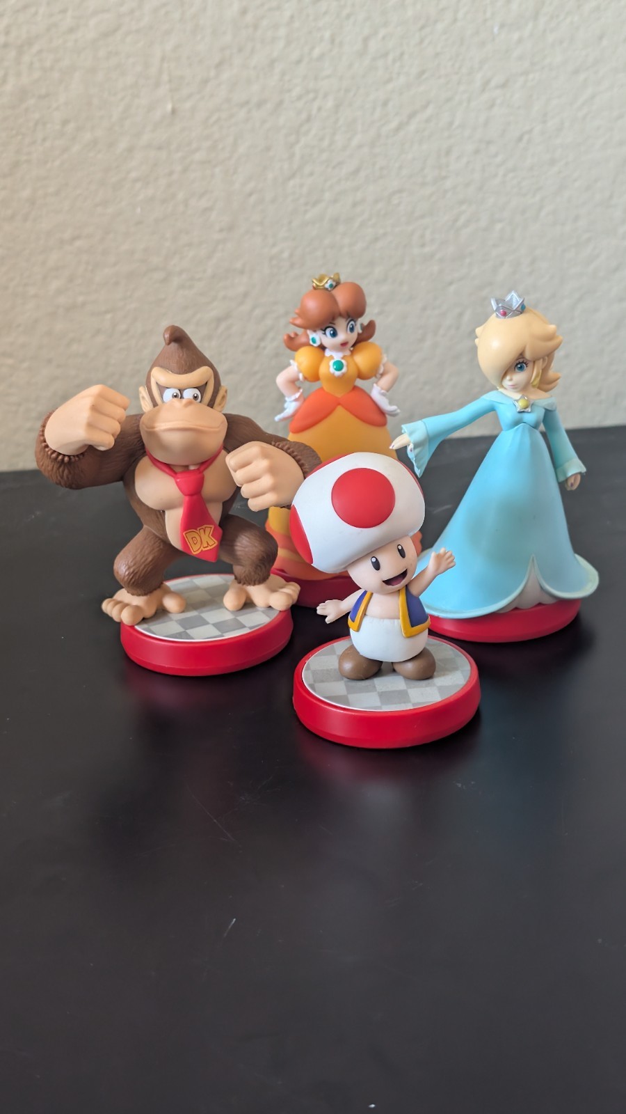 Super Mario Series amiibo (Loose) + Cat Mario and Cat Peach (boxed)
