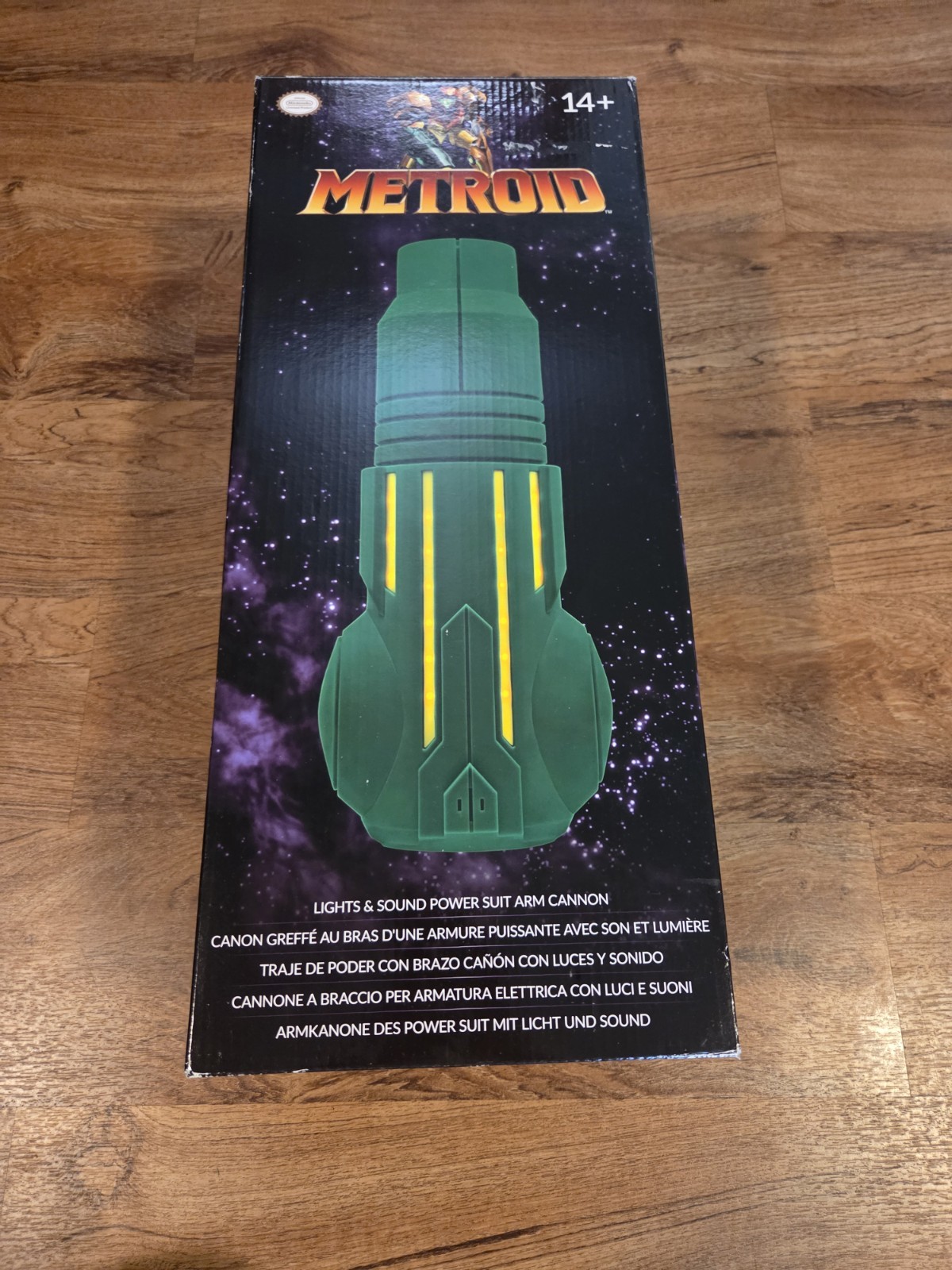 ThinkGeek Metroid Prime Power Suit Arm Cannon Lights & Sound Open Unused