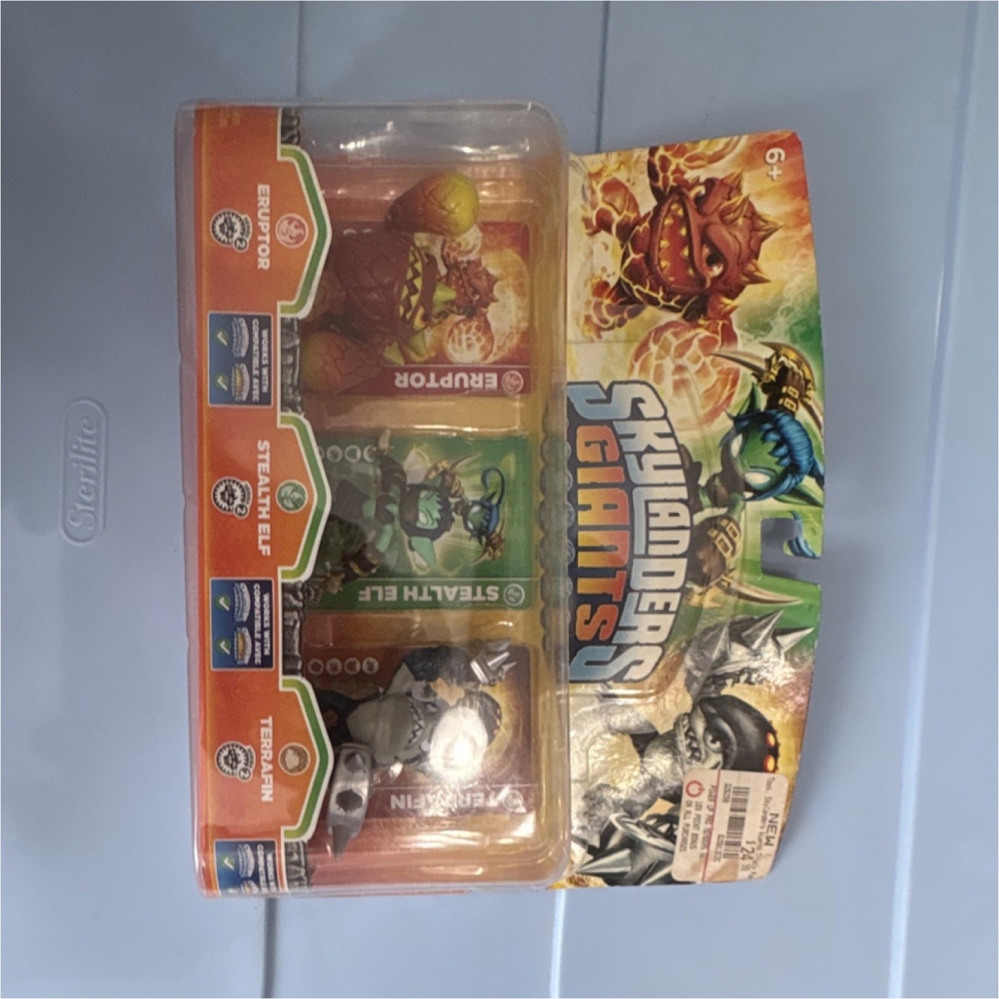 Activision Skylanders Giants Eruptor Stealth Elf Terrafin Character Figure Pack