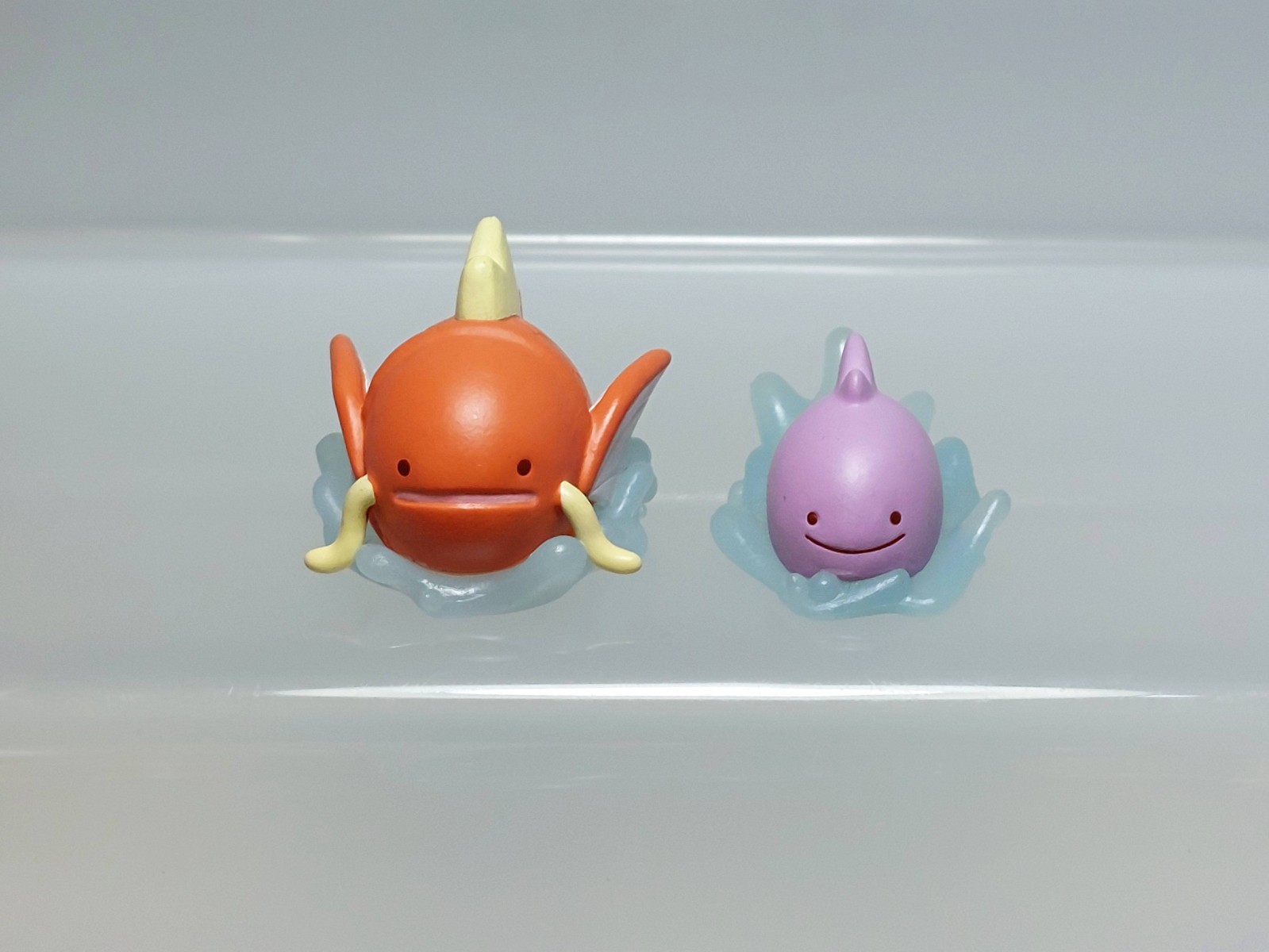 Pokemon Center 2017 Figure Henshin! Metamon Magikarp Koiking C03 0.6-0.8in