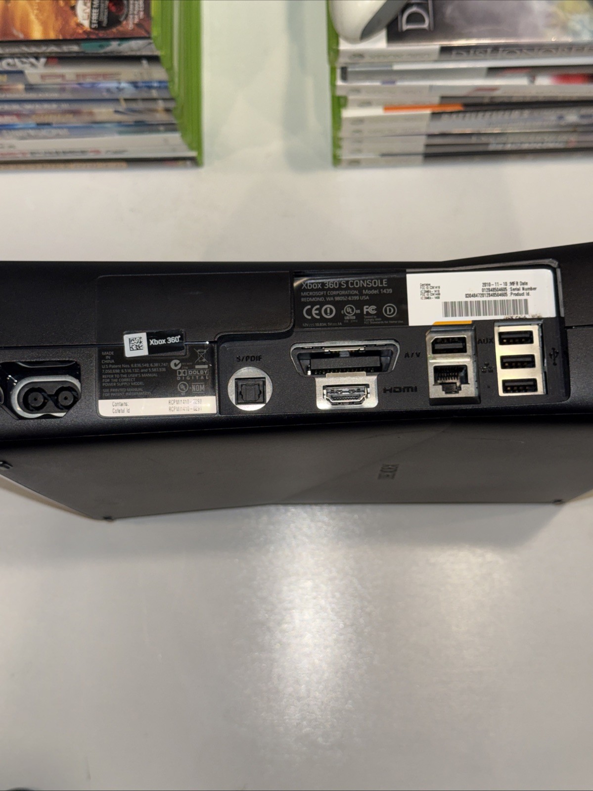 Microsoft XBox 360 S System BLACK Video Game Console 250GB Wireless Bundle 360 S
