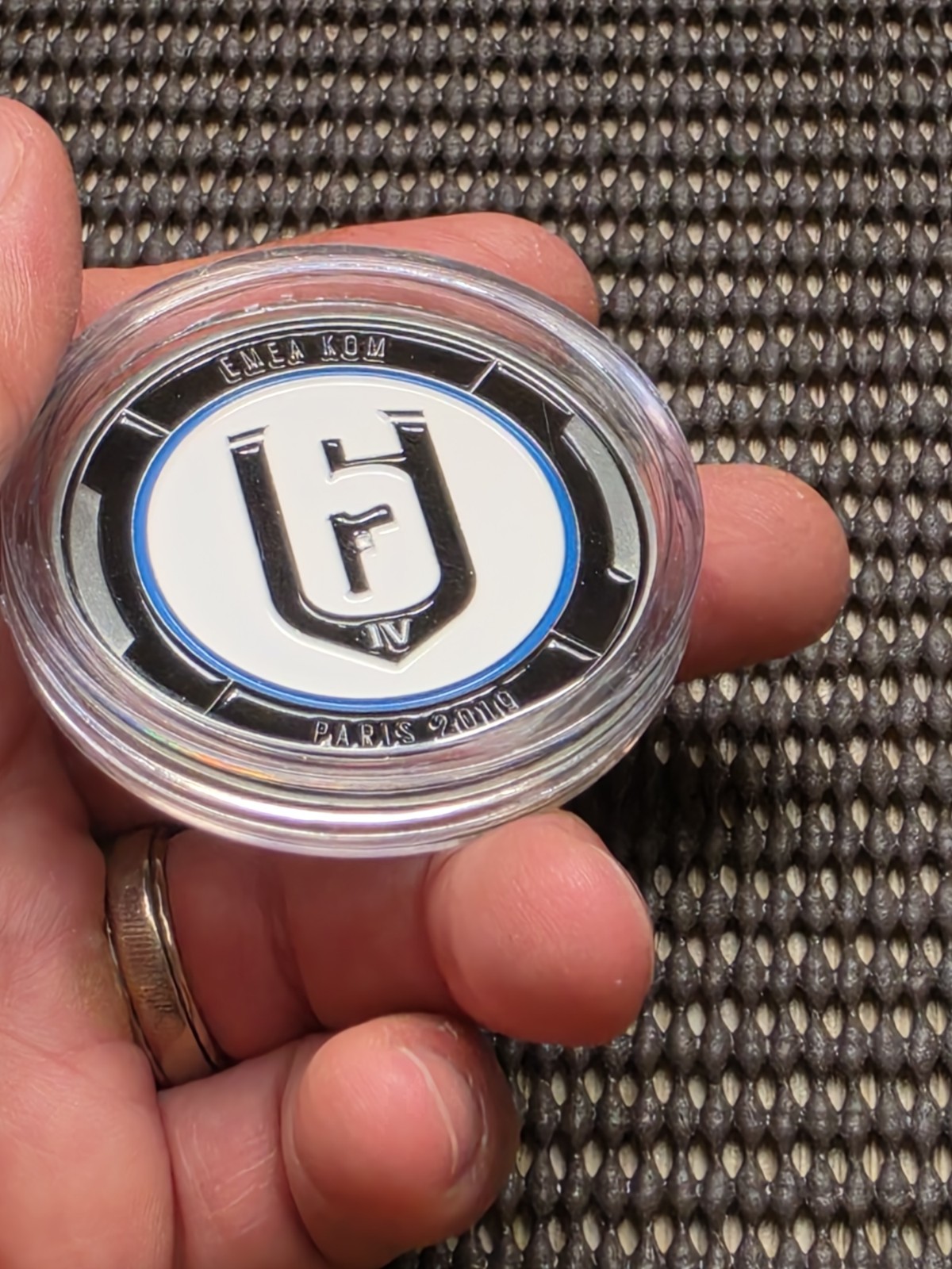 Ubisoft Rainbow Six Siege Paris 2019 Kick Off Meeting Challenge Coin Rare R6S