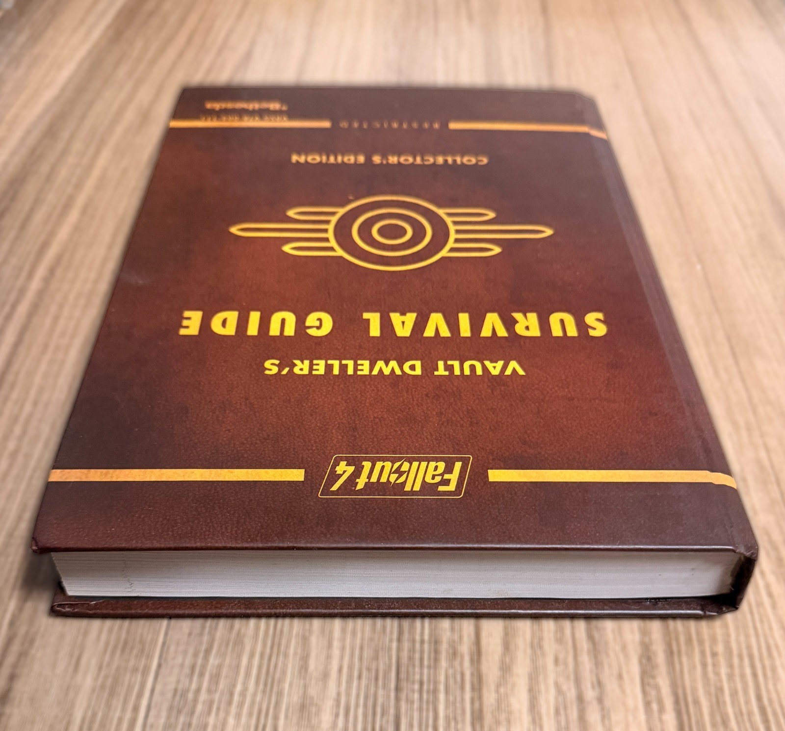 FALLOUT 4 Vault Dweller’s Survival Guide Hardcover Book (Complete with Extras)