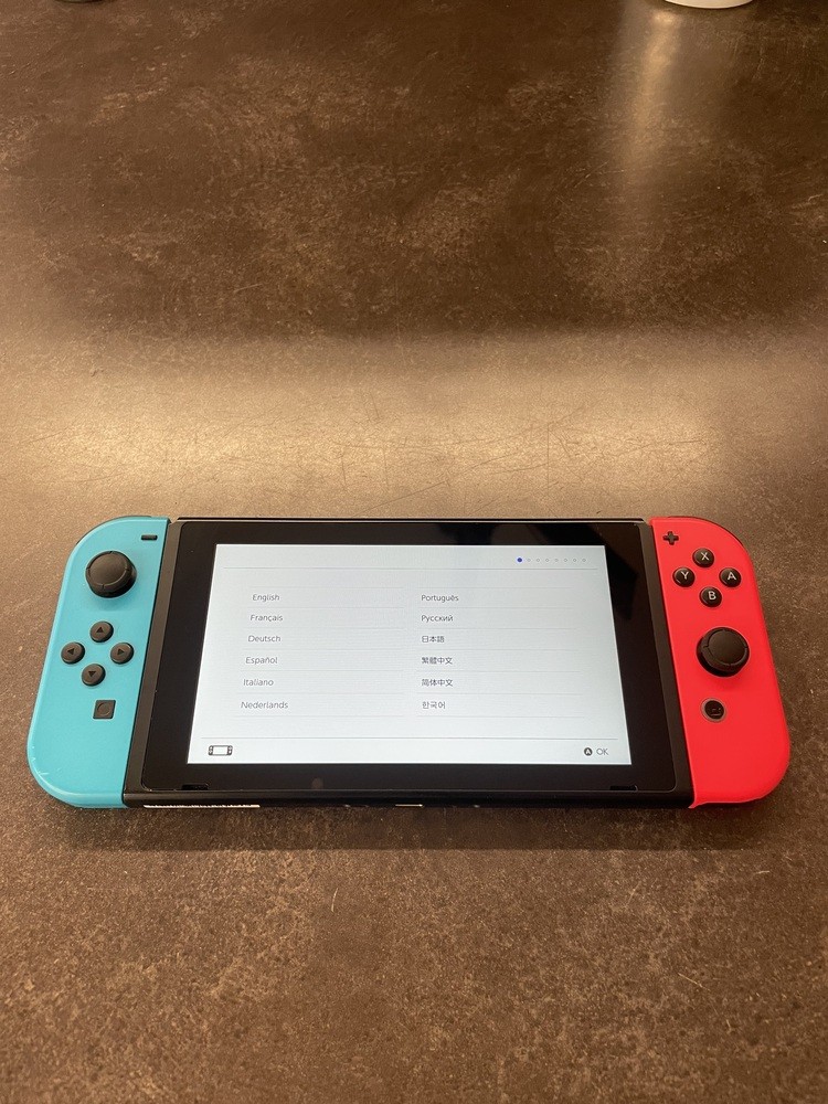 Nintendo Switch HAC-001(-01) Console Neon Blue/Red Joy-Cons – Tested