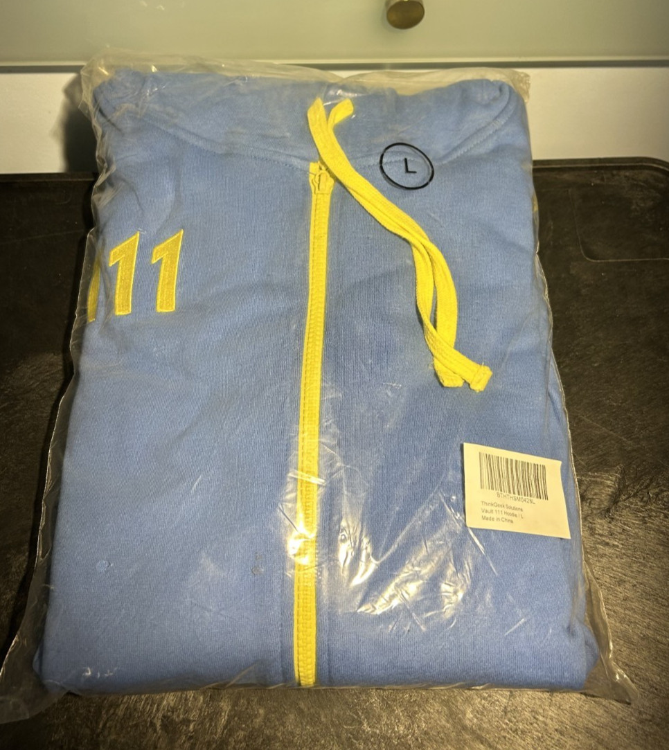 Bethesda Fallout Vault 111 Hoodie Size M – L – XXL – BRAND NEW IN ORIGINAL PKG.