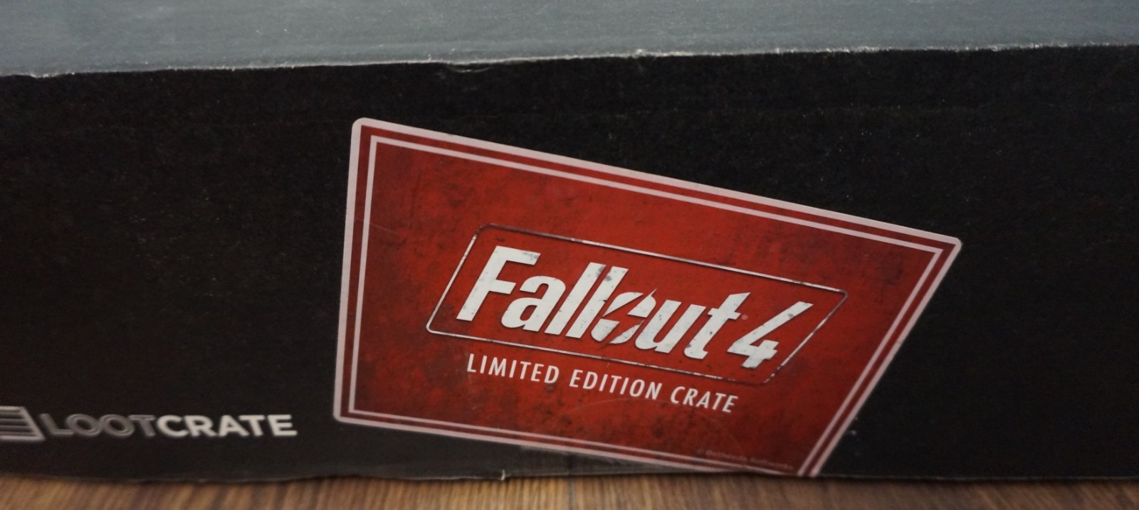 New! Fallout 4 x Loot Crate x Bethesda Limited Edition 2015 Bundle (Size: XL)