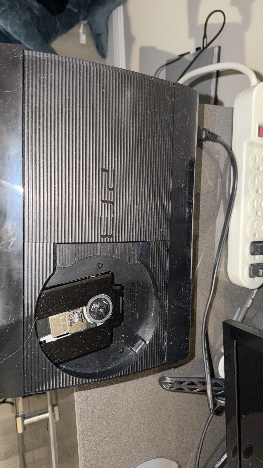 PS3 Super Slim 250GB With Games, Controller and Cords