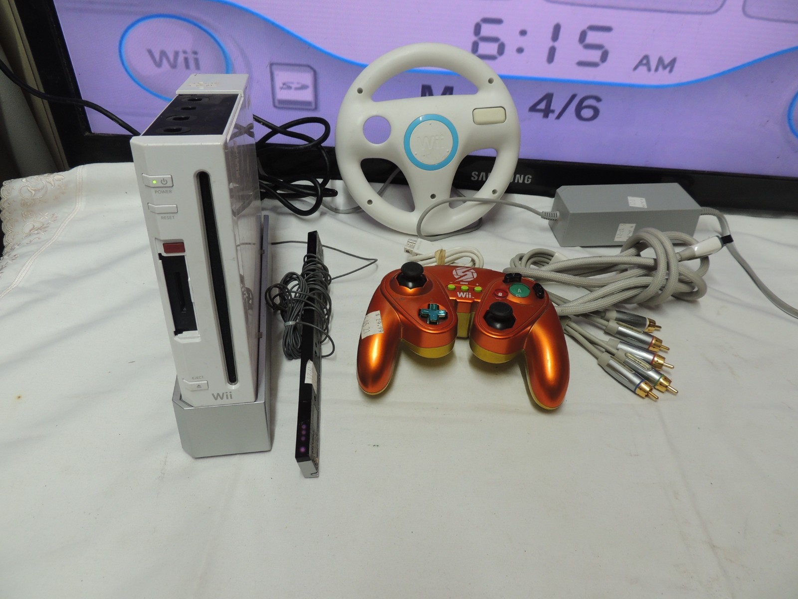 Nintendo Wii – RVL-001 White Bunddle #14