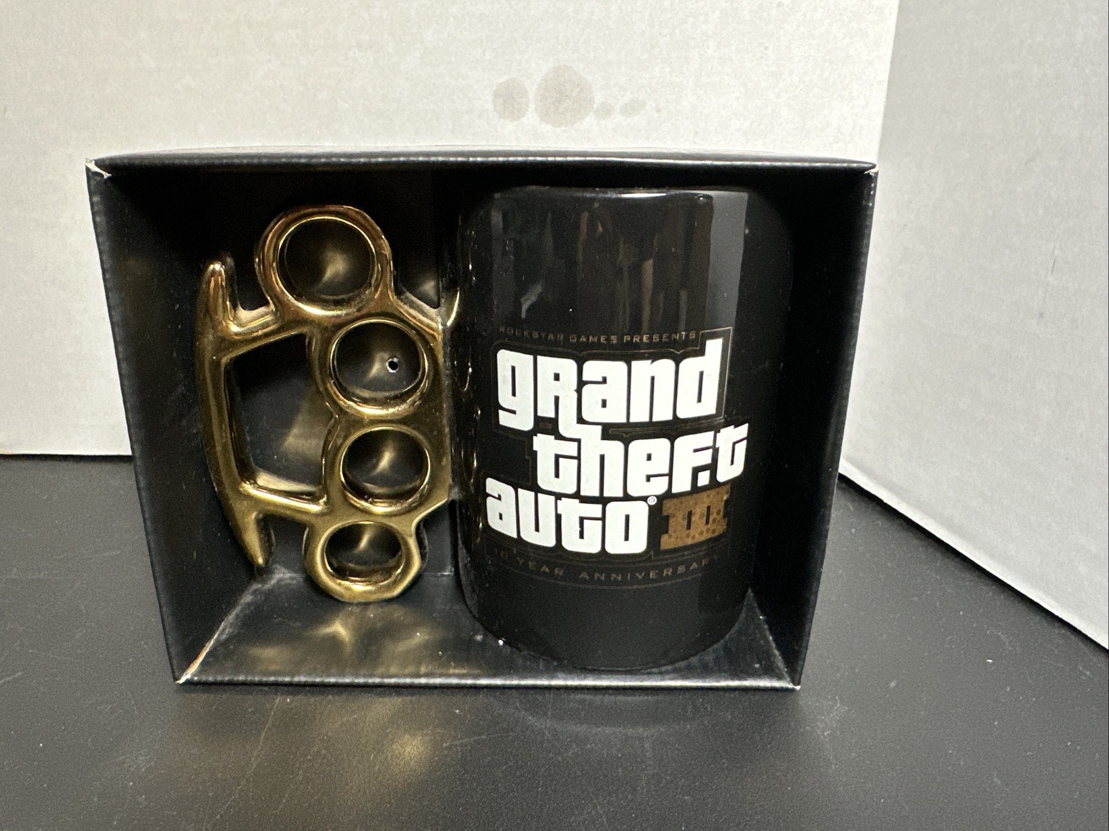 Grand Theft Auto GTA 3 Knuckleduster Mug Rare Rockstar Merchandise Collectible V