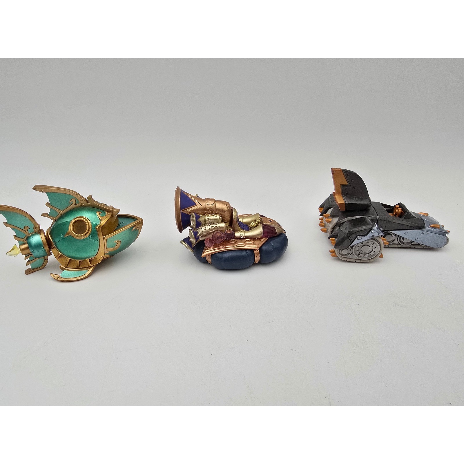 Skylanders SuperChargers Vehicle Lot 7 Figures Sea Shadow Shark Tank Reef Ripper