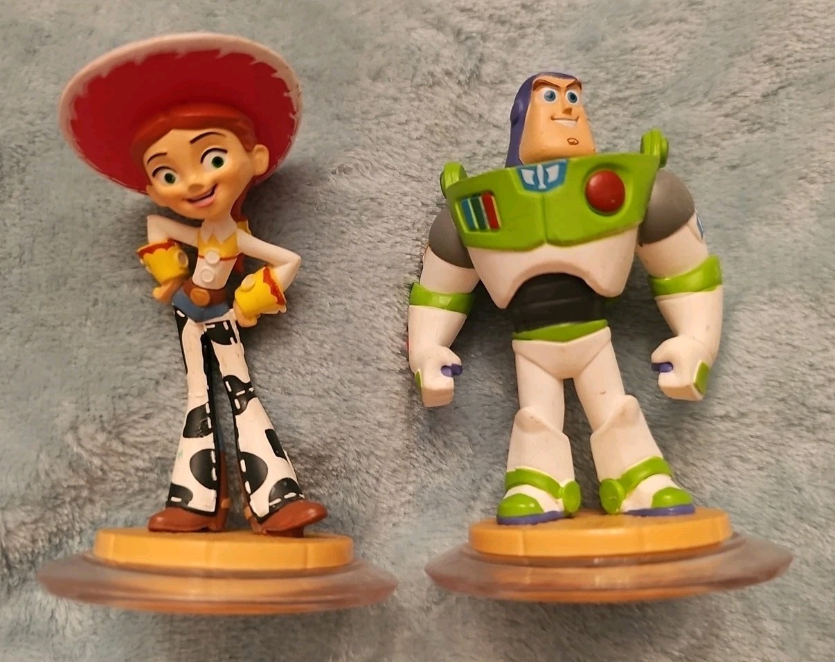 DISNEY INFINITY – TOY STORY Buzz Lightyear and Jessie Pixar LOT of 2