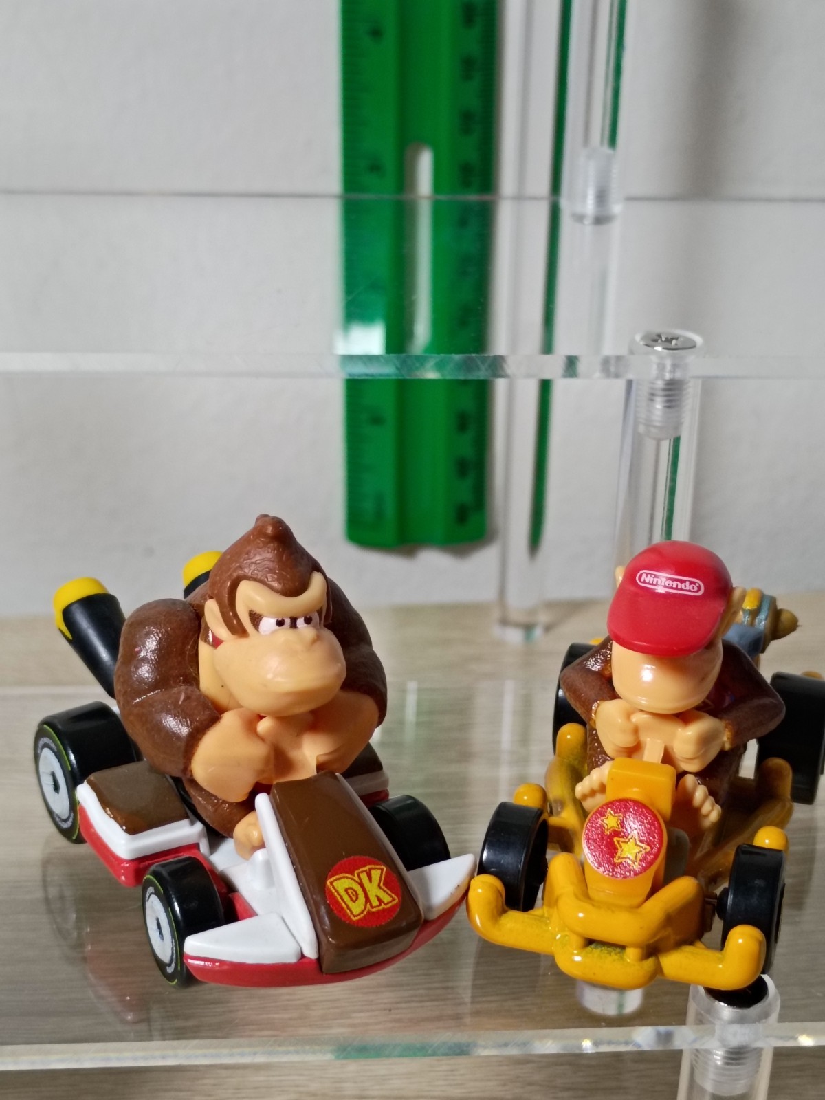 4-PK SUPER MARIO KART Hot Wheels DONKEY KONG Lot Diddy Jungle Movie Sports Coupe