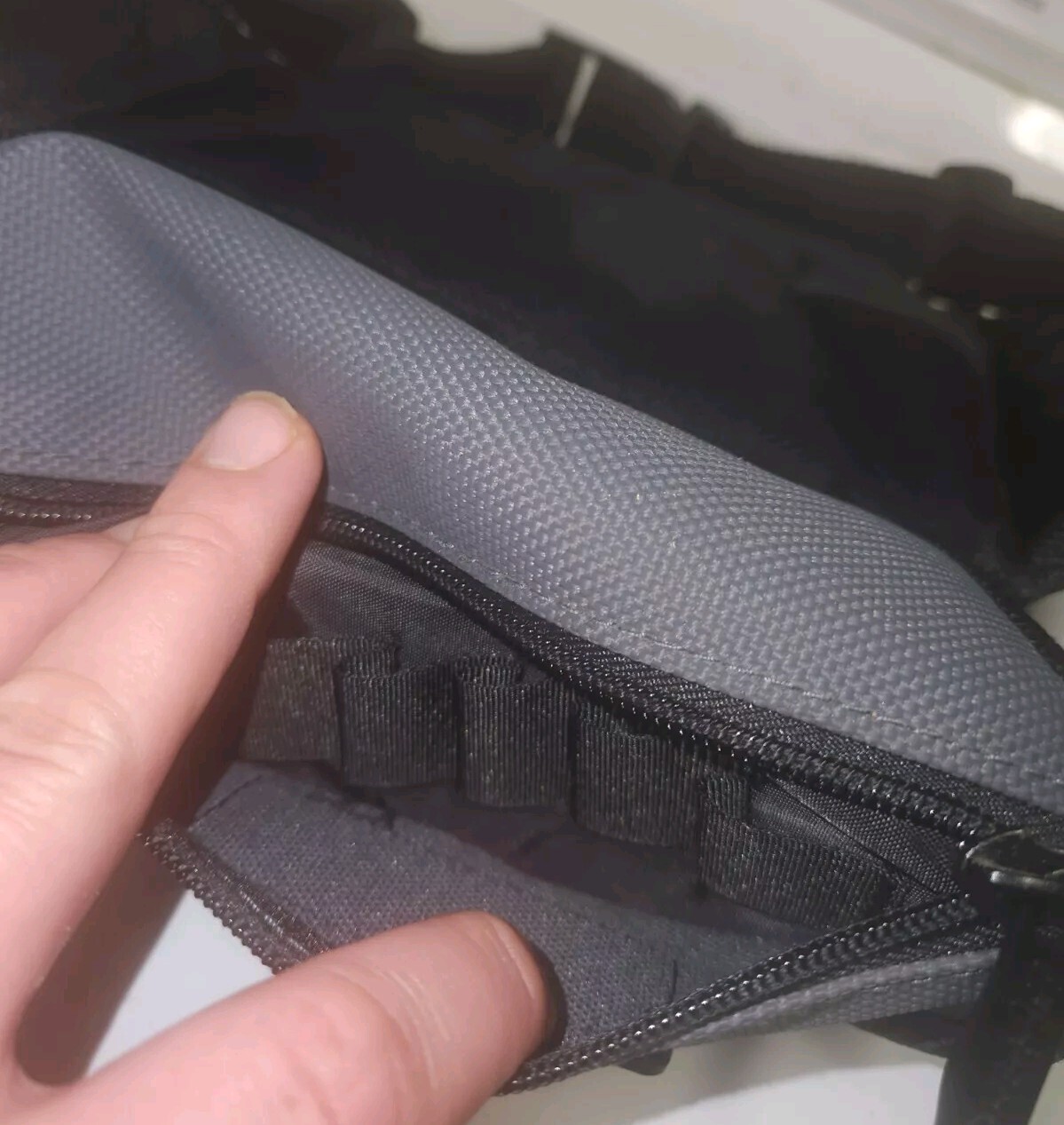 Vintage Nintendo GameBoy Fanny Pack/Carrying Case Black/Gray 1990’s