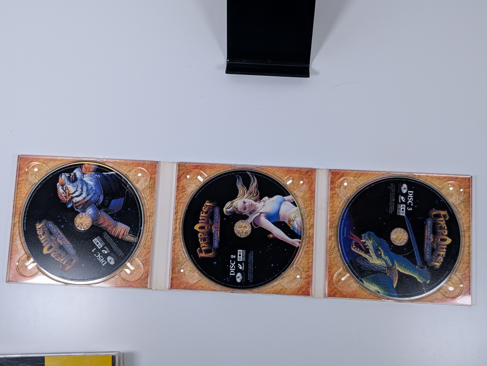 EverQuest: Shadows of Luclin (PC, 2001) Tested Working w/ Holder, 3 Discs