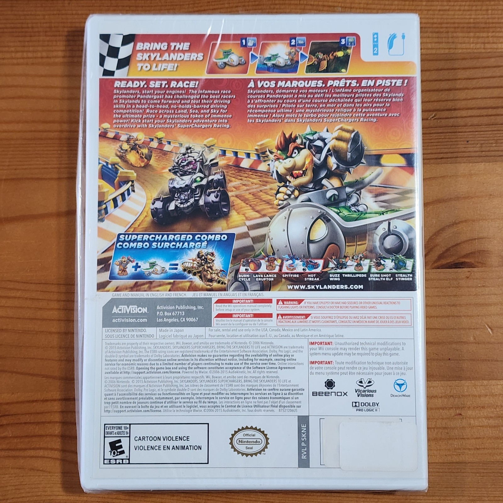 Wii SKYLANDER’S SUPERCHARGERS RACING Game + Supershot Stealth Elf & Stormblade