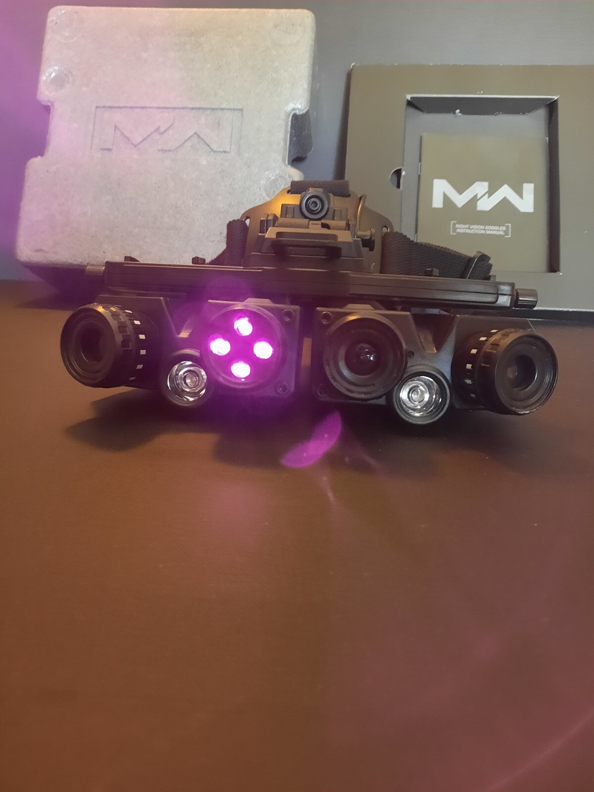 CALL OF DUTY MODERN WARFARE PS4 Xbox DARK EDITION NIGHT VISION GOGGLE With Stand