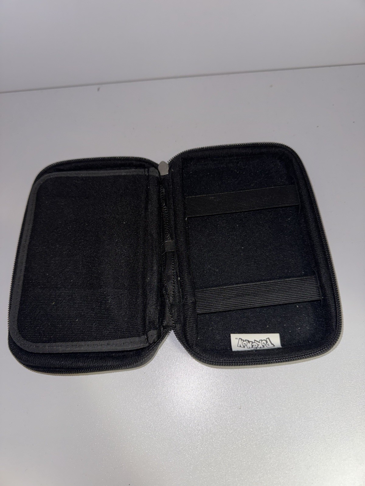 2016 Nintendo Pokémon 3DS Pokemon Pokeball Games Storage Carrying Case