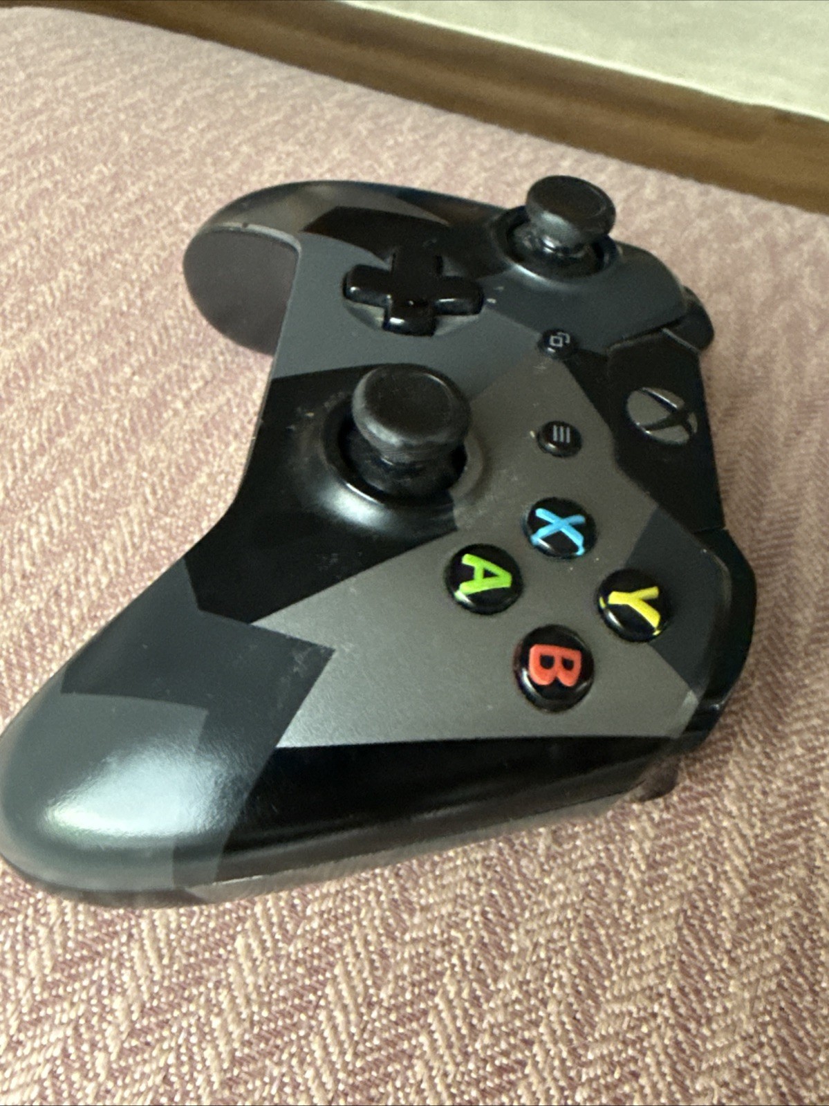 XBOX ONE Covert Forces Black & Grey Camo Wireless Controller Model 1697