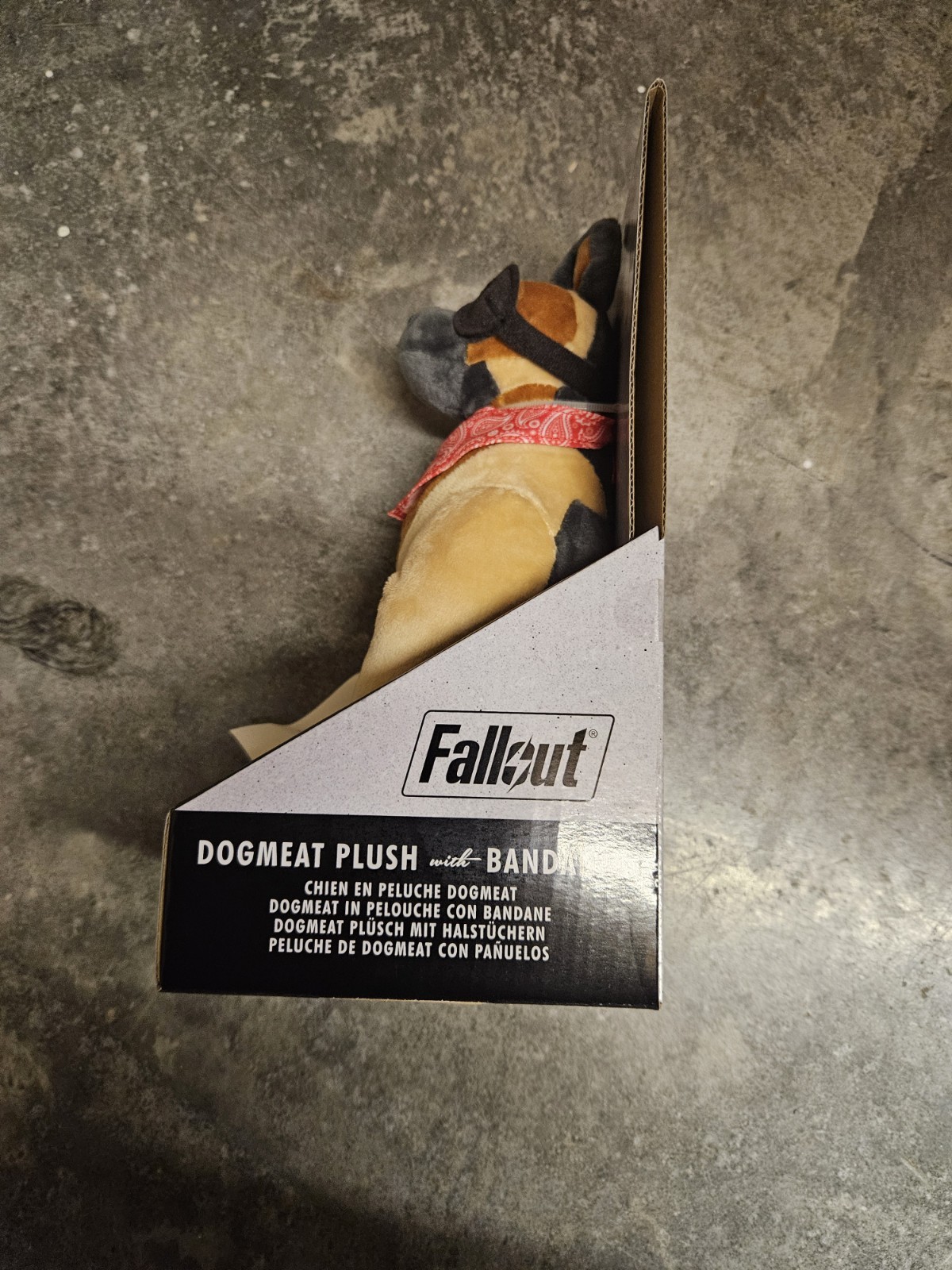 Fallout 4 Dogmeat Bethesda Plush Stuffed Animal Dog Bandana + Goggles Video Game