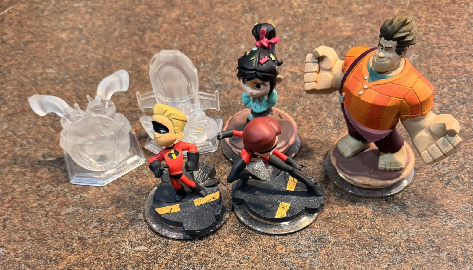 Large Lot of 58 Disney Infinity Figures & 34 Power Discs!