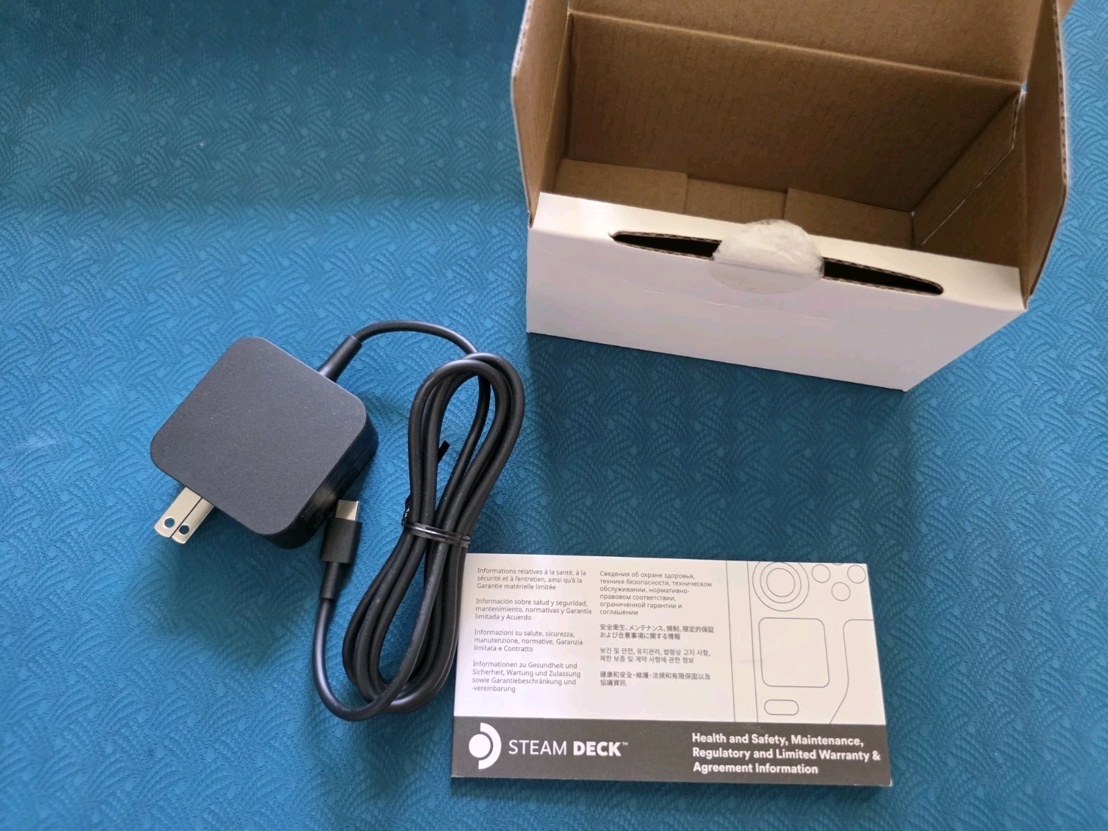 Open-Box** Valve Steam Deck Black 64GB