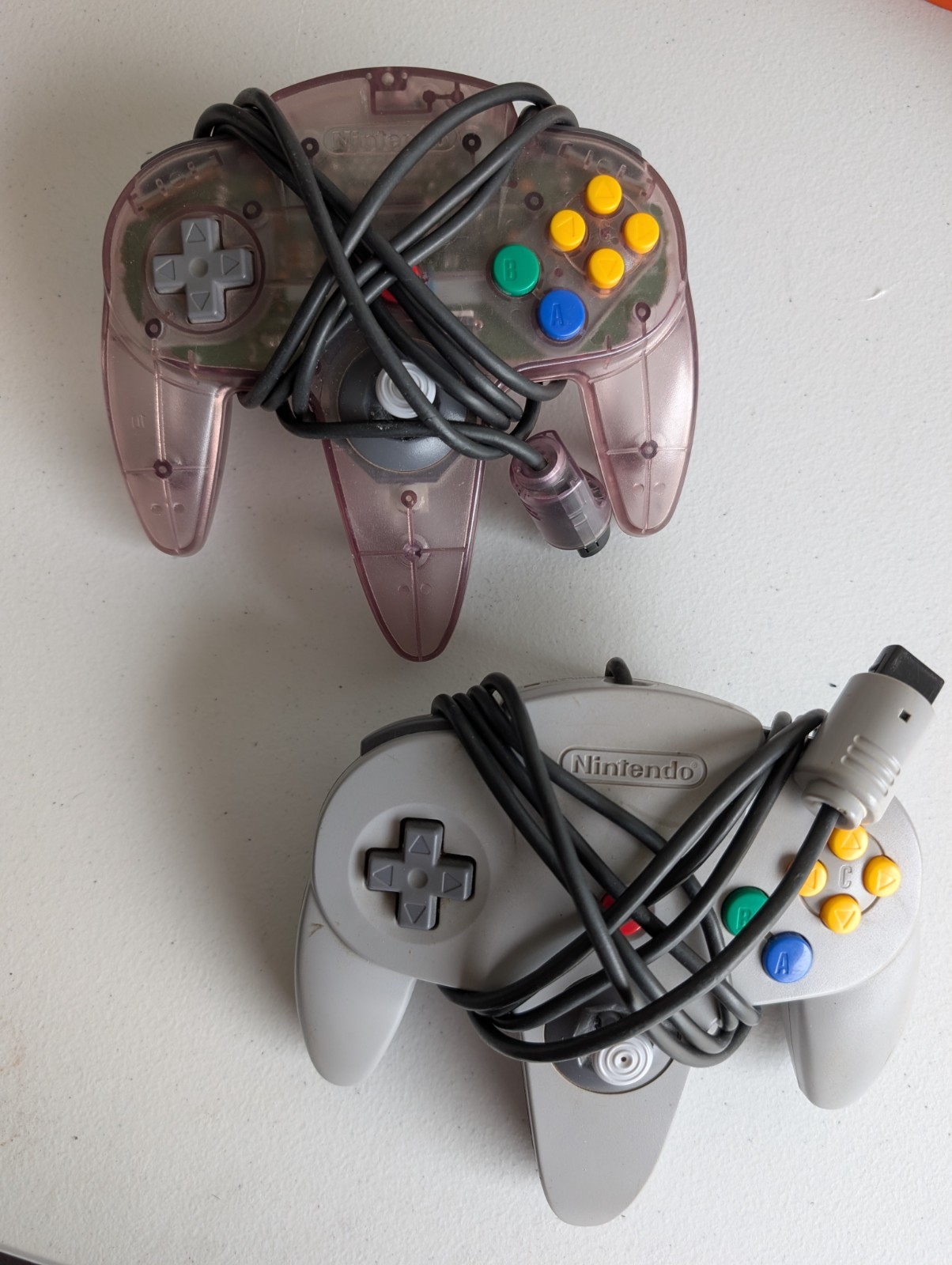Nintendo 64 N64 Original System Console With 2 Original Controllers & Cords!