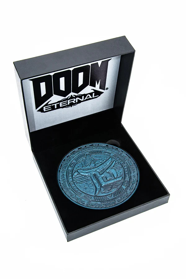 Doom Eternal Hell Priest 4.5″ Metal Challenge Coin Bethesda Rare New In Box