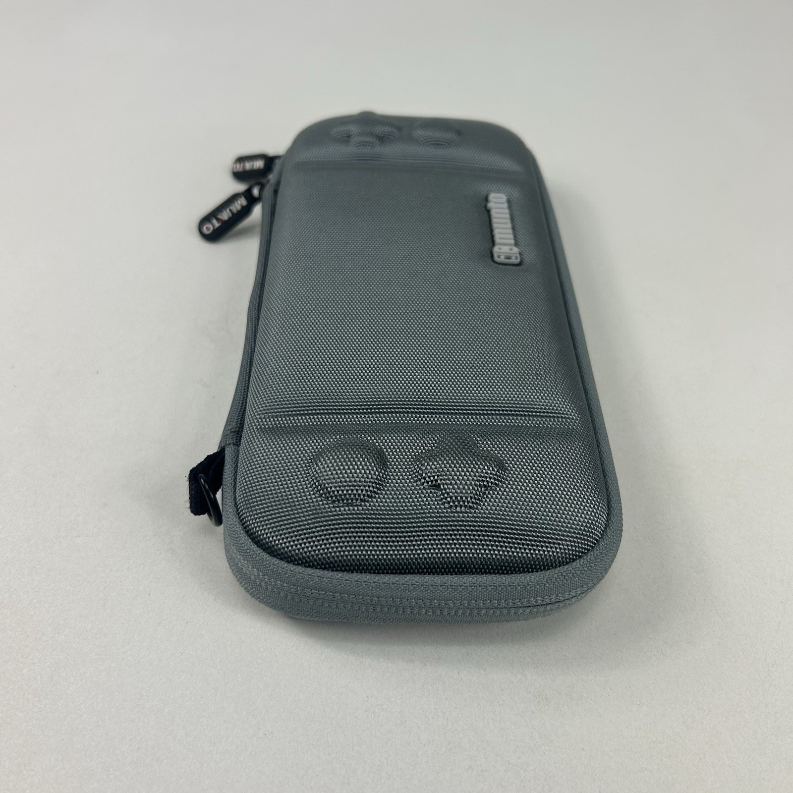 Nintendo Switch Munto Game Traveler Deluxe Travel Case Game Holder – Light Gray
