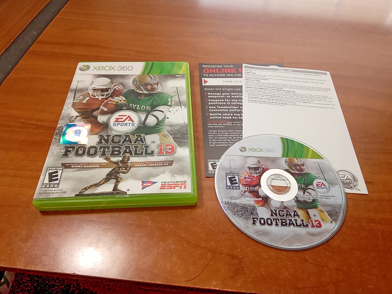 NCAA Football 13 (Microsoft Xbox 360, 2012) CIB Complete *TESTED*