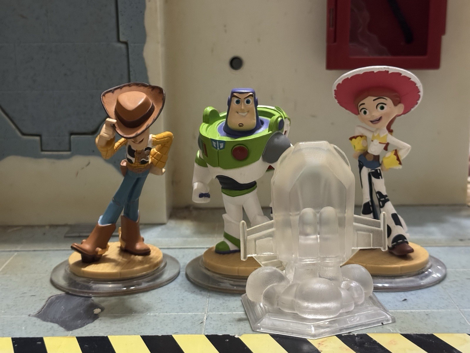 Disney Infinity Toy Story in Space Play Set Lot Buzz Woody Jessie Figures