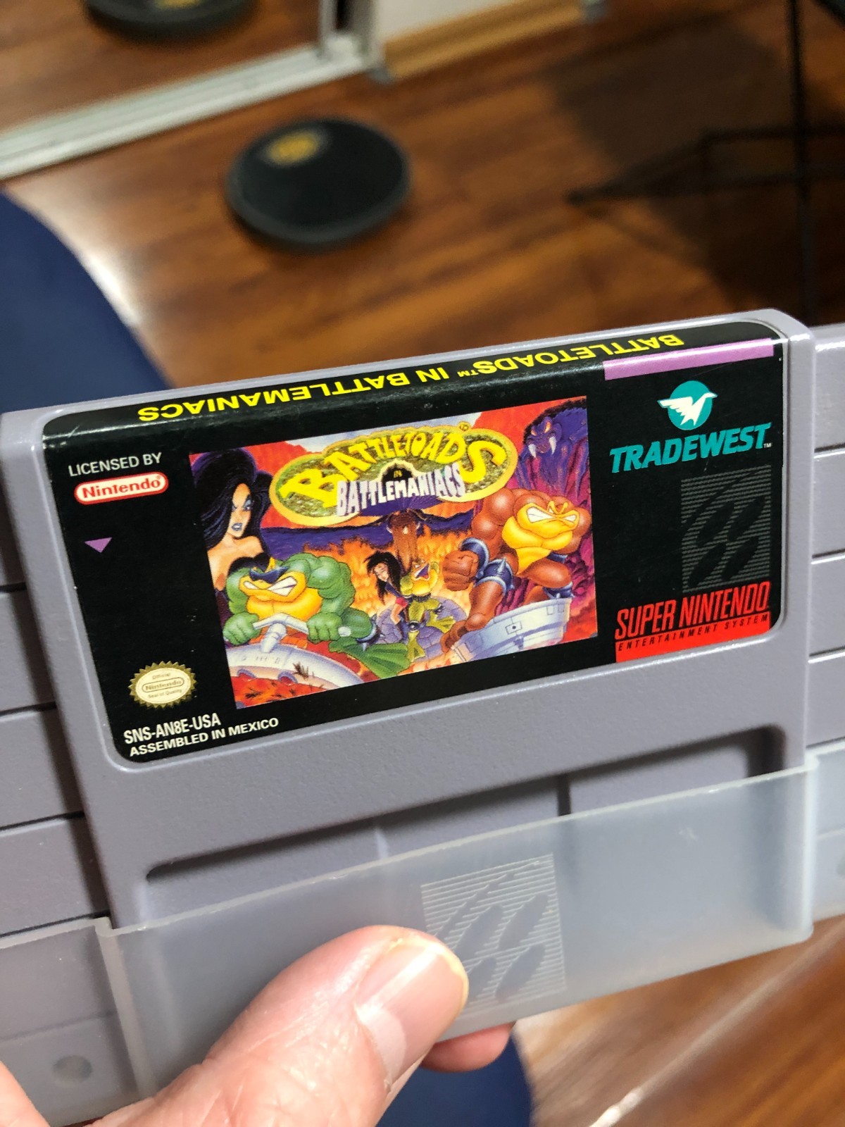 Battletoads in Battlemaniacs (SNES) (Majesco) CIB Damaged Box, Untested