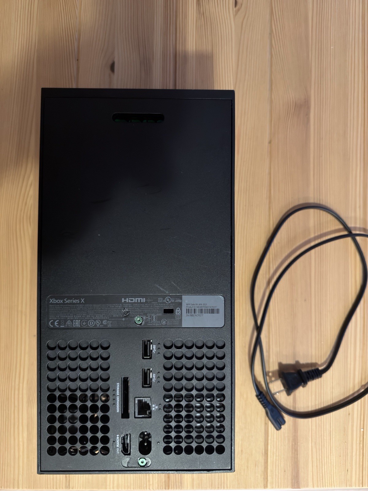 Microsoft Xbox Series X 1TB SSD Home Console – Black Model 1882 PARTS OR REPAIR