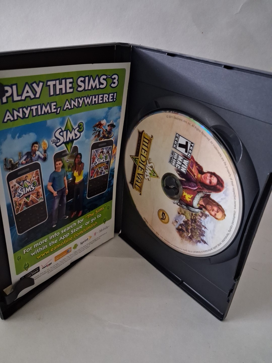 Sims Medieval Limited Edition Game (PC Windows/Mac, 2011) CIB