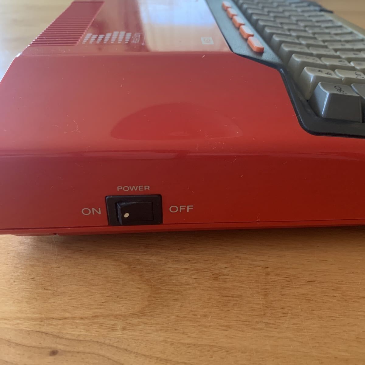 SONY HITBIT HB-101 MSX Home Computer Red From Japan